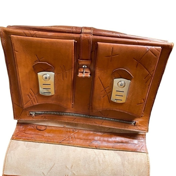 Genuine Leather German Heavy-Duty
SUDHAU Briefcase / Portfolio Vintage 60’s/70’s - Picture 5 of 13